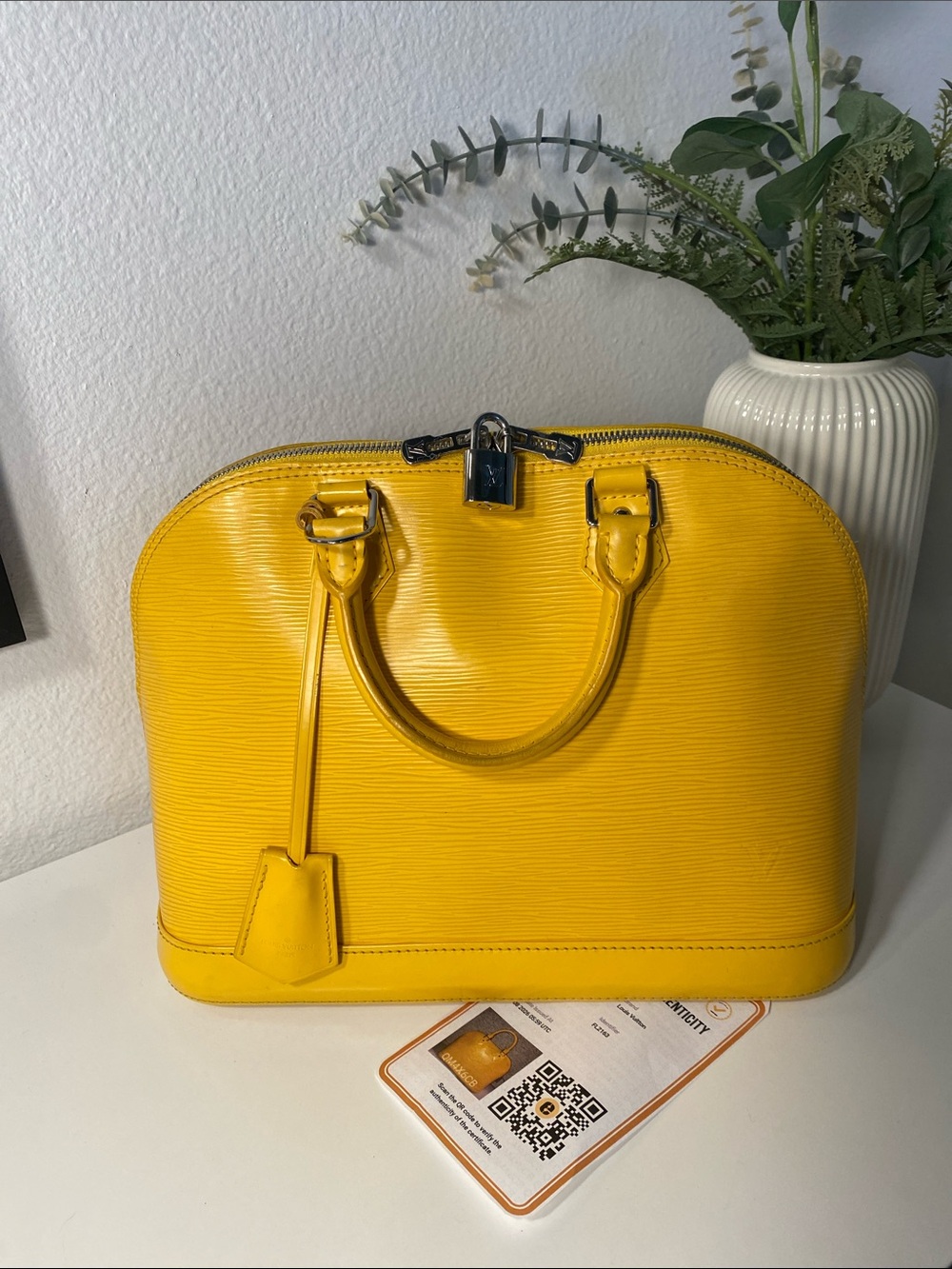 Louis Vuitton Alma PM Citron Epi Leather With Entrupy COA - Picture 5 of 17